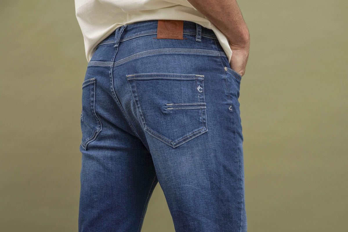 Jean Toucher Doux Ecoresponsable Droit Ajusté - Bleu - Blue Cult