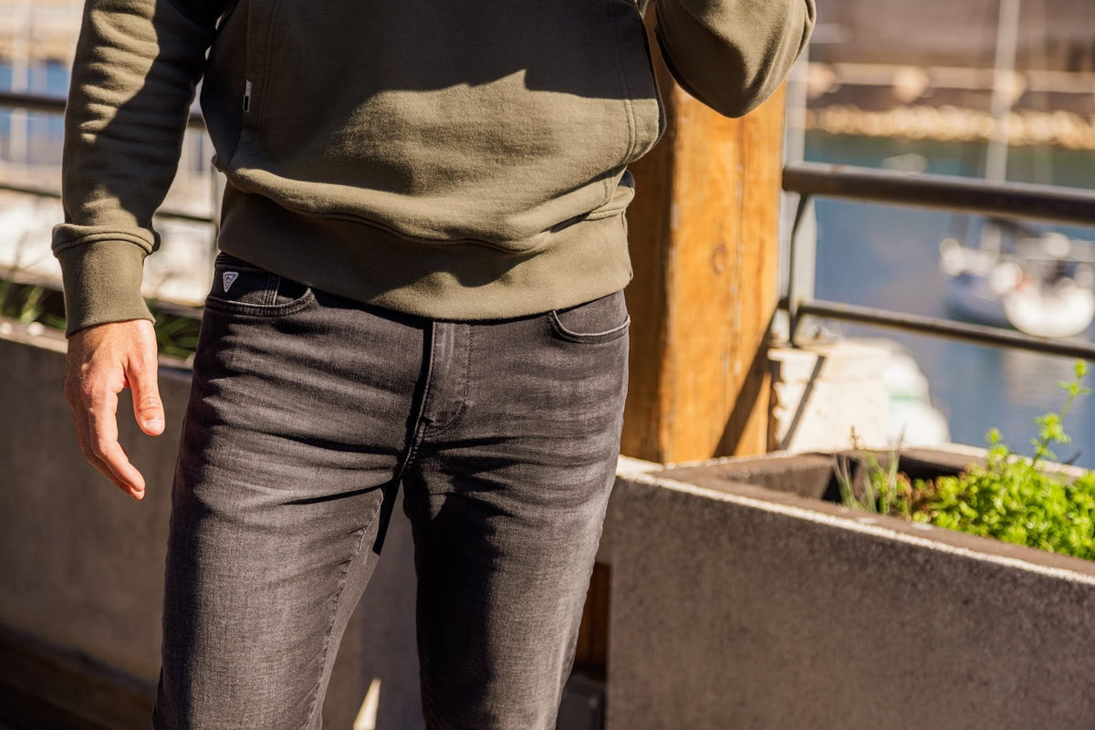 Joggjean Ecoresponsable - Noir verso Noir - Blue Cult