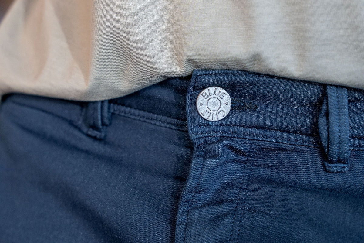 Le Super Chino Ecoresponsable - Blue Cult